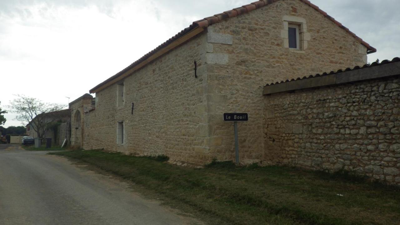 Le Logis Du Bouil Bed and Breakfast Champagne  Buitenkant foto